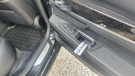 Zdjęcie przedmiotu: Bmw 740d xDrive