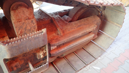 Zdjęcie przedmiotu: DOOSAN Infracore Co., Ltd. DX530LC-3 tracked excavator