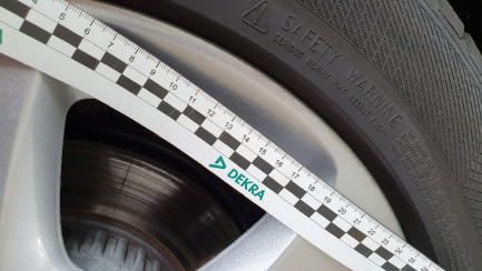 Zdjęcie przedmiotu: Mercedes-benz C 200 sedan