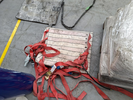 Zdjęcie przedmiotu: System do wulkanizacji opon Monaflex TRRS D umożliwia wykonywanie napraw na gorąco powierzchni bocznej, barku oraz bieżnika opony