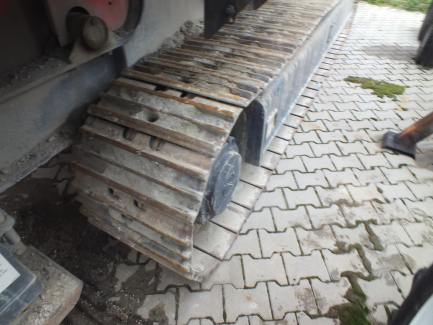 Zdjęcie przedmiotu: SANDVIK QJ341 self-propelled jaw crusher