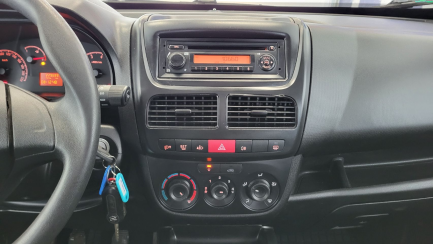 Zdjęcie przedmiotu: Opel Combo Tour Van 1.6 CDTI L1H1