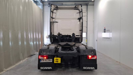 Zdjęcie przedmiotu: SCANIA R460 Super E6 18.0t 4x2 NA Highline