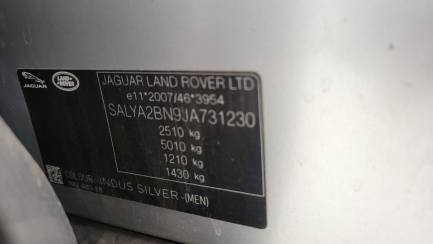 Zdjęcie przedmiotu: Range Rover Velar 2.0 SD4 SE