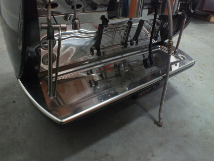 Zdjęcie przedmiotu: Coffee machine EXPOBAR CARAT DISPLEY 2 GR TS BLACK EBEE D61B-12AM