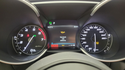 Zdjęcie przedmiotu: ALFA ROMEO GIULIA 2.0 Turbo Veloce TI Q4 aut Pojazd po długotrwałym postoju!