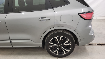 Zdjęcie przedmiotu: Ford Kuga 2.5P PHEV FWD ST-Line X