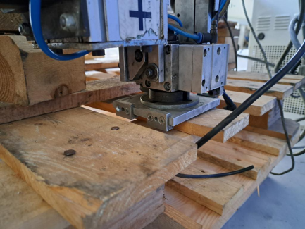 Zdjęcie przedmiotu: SEPRO SR 4010 S3 linear robot designed to work with an injection molding machine