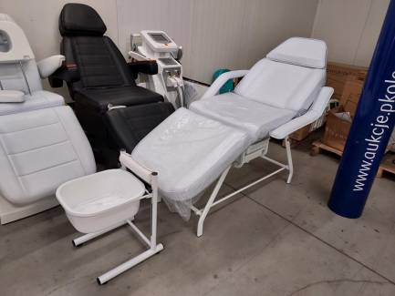 Zdjęcie przedmiotu: Bio Profit cosmetic device set (Golden Wave, Beltino, Delite Laserotherap, 2x beauty chair, 2x beauty stool, pedicure chair)