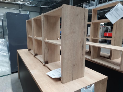 Zdjęcie przedmiotu: Bar furniture (3x cupboard, 4x shelf, 1x glass extension)