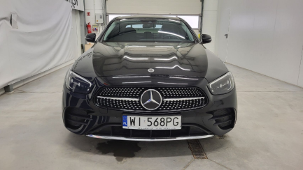 Zdjęcie przedmiotu: Mercedes-Benz E 220 d 4-Matic AMG/Avantgarde