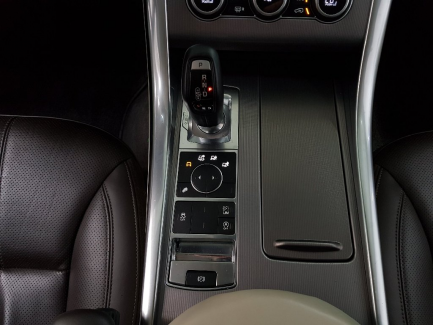 Zdjęcie przedmiotu: Range Rover Sport 2.0 SD4 HSE