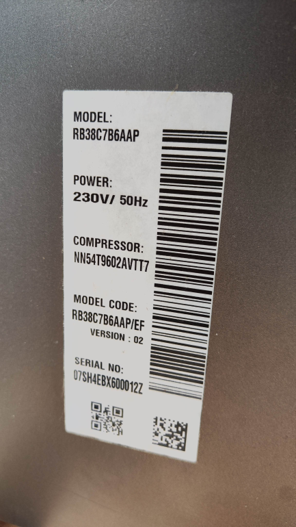 Zdjęcie przedmiotu: SAMSUNG BESPOKE AI RB38C7B6AAP EF No Frost 203cm refrigerator without panel