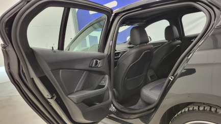 Zdjęcie przedmiotu: BMW 118i M Sport aut