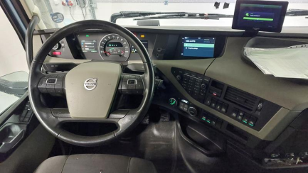 Zdjęcie przedmiotu: Volvo FH 460 LNG E6 20.1t