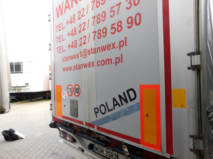 Zdjęcie przedmiotu: AUCTION OF THE DAY WIELTON NS3K Curtain trailer