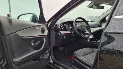 Zdjęcie przedmiotu: Mercedes-benz E 220d 9G-TRONIC