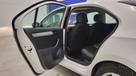 Zdjęcie przedmiotu: Skoda Rapid 1.0 TSI Ambition Відсутність документації на встановлення газу