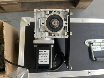 Zdjęcie przedmiotu: Drukarka UV do ścian i powierzchni pionowych Suzhou Tanyu Technology Co, Ltd. MJ-2000X3