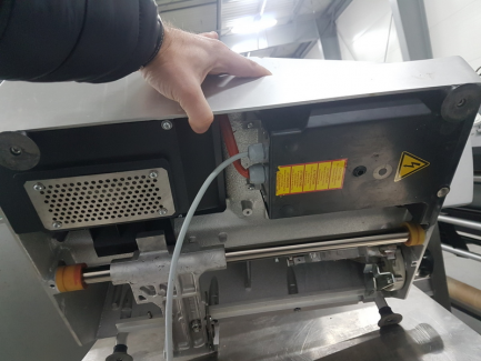 Zdjęcie przedmiotu: Lady chłodnicze z krajalnicą do wędlin i ser&oacute;w