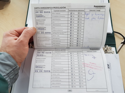Zdjęcie przedmiotu: W&oacute;zek widłowy Jungheirich EJC214 115 535 DZ