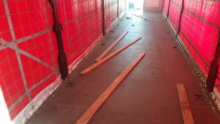 Zdjęcie przedmiotu: Wielton NS-3 curtain semi-trailer