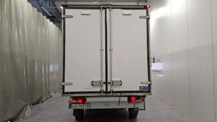Zdjęcie przedmiotu: MERCEDES-BENZ/IGLOPOL SPRINTER E6 3.5t