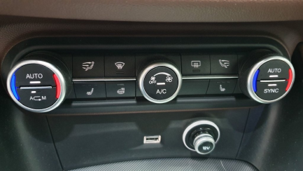 Zdjęcie przedmiotu: ALFA ROMEO Stelvio Kombi  2.0 Turbo Super Q4 aut