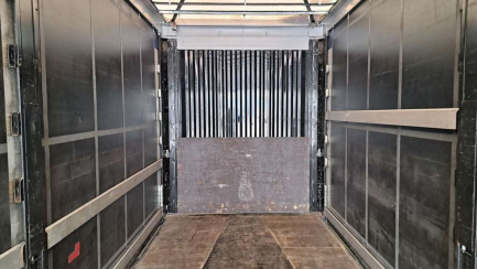 Zdjęcie przedmiotu: KASSBOHRER MEGA 39.0t XS Skrzyniowa