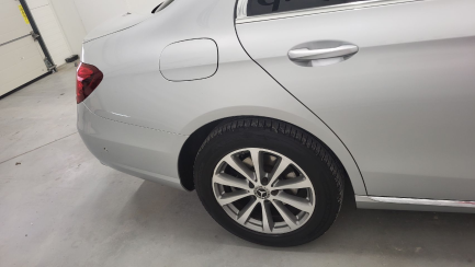Zdjęcie przedmiotu: Mercedes-benz E 220 d 4-Matic 9G-TRONIC
