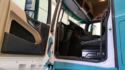 Zdjęcie przedmiotu: Mercedes-Benz 1851 Actros LS E6 18.0t 