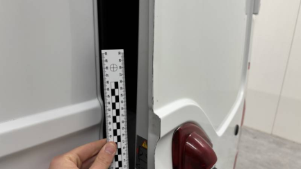 Zdjęcie przedmiotu: Renault Master FWD 2.3 dCi L3H2 Pack Clim S&S+E E6d 3.5t