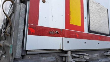 Zdjęcie przedmiotu: SCHMITZ SCS 24 Skrzyniowa