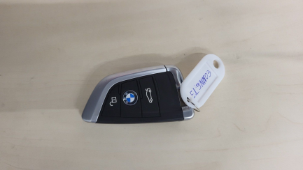 Zdjęcie przedmiotu: BMW xDrive40d