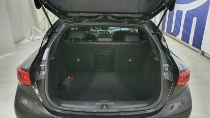 Zdjęcie przedmiotu: Infiniti QX30 16-20, 2.0t Luxe Tech AWD 7DCT