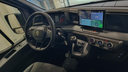 Zdjęcie przedmiotu: RENAULT/CARPOL MASTER 2.0 dCi E6e 3.5t L3H2 Extra Brygadowy