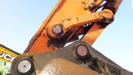 Zdjęcie przedmiotu: DOOSAN Infracore Co., Ltd. DX530LC-3 tracked excavator