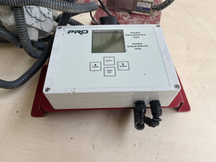 Zdjęcie przedmiotu: Elektroniczny system wagowy do mieszalnik&oacute;w pasz ZUPTOR PRO 