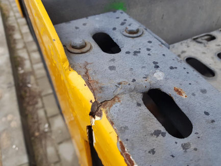 Zdjęcie przedmiotu: PACKAGE AUCTION SCANIA P 380 LB4x2 MLB + Silver Car trailer SRBU 62