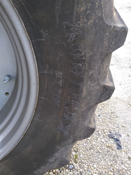 Zdjęcie przedmiotu: Deutz Fahr Agrotron X720 / TL1