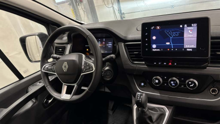 Zdjęcie przedmiotu: Renault Trafic SpaceClass 2.0 dCi E6e 3.1t L2 Grand Escapade EDC