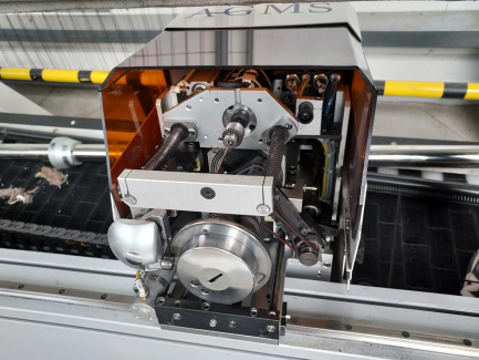 Zdjęcie przedmiotu: The cutter cutter is used in factories specializing in sewing or cutting elements of underwear, toys, footwear, furniture and car upholstery AGMS HY-HC 1707