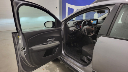 Zdjęcie przedmiotu: Dacia Sandero Stepway 1.0 TCe Expression