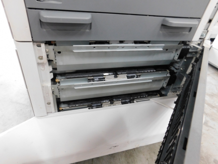 Zdjęcie przedmiotu: Hewlett-Packard (HP) LaserJet M5035 MFP laser multifunction printer