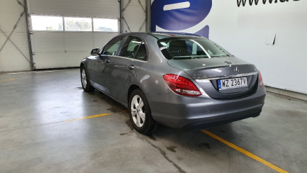 Zdjęcie przedmiotu: Mercedes-benz C 200 sedan
