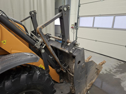 Zdjęcie przedmiotu: Koparko-ładowarka CASE 580SV