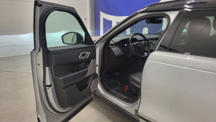Zdjęcie przedmiotu: Range Rover Velar 2.0 SD4 SE