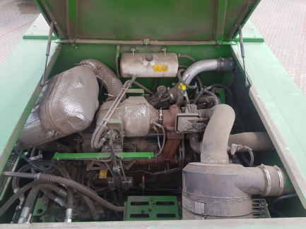 Zdjęcie przedmiotu: Kombajn Zbożowy John Deere W 330 Z HEDEREM I STOŁEM DO RZEPAKU