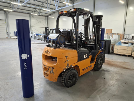 Zdjęcie przedmiotu: W&oacute;zek widłowy HANGCHA CPQD25N-RW22-Y