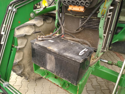 Zdjęcie przedmiotu: John Deere 6430 tractor + KNOCH I front loader